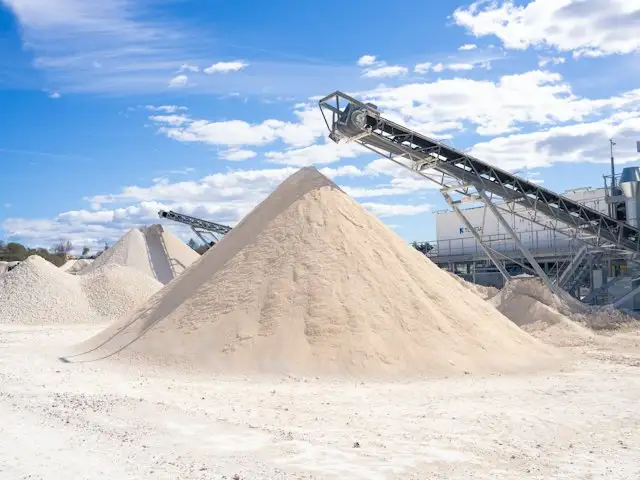 Winter sand (placeholder photo)